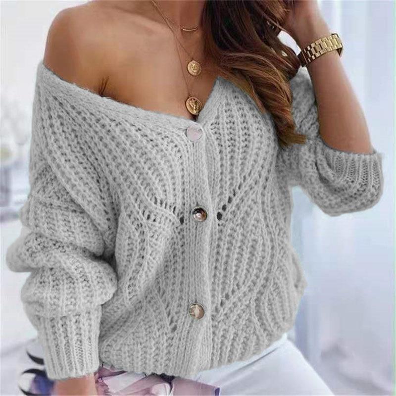 Dame chunky strikk cardigan med fordelaktig åpen design og dekorative knappedetaljer Skjora