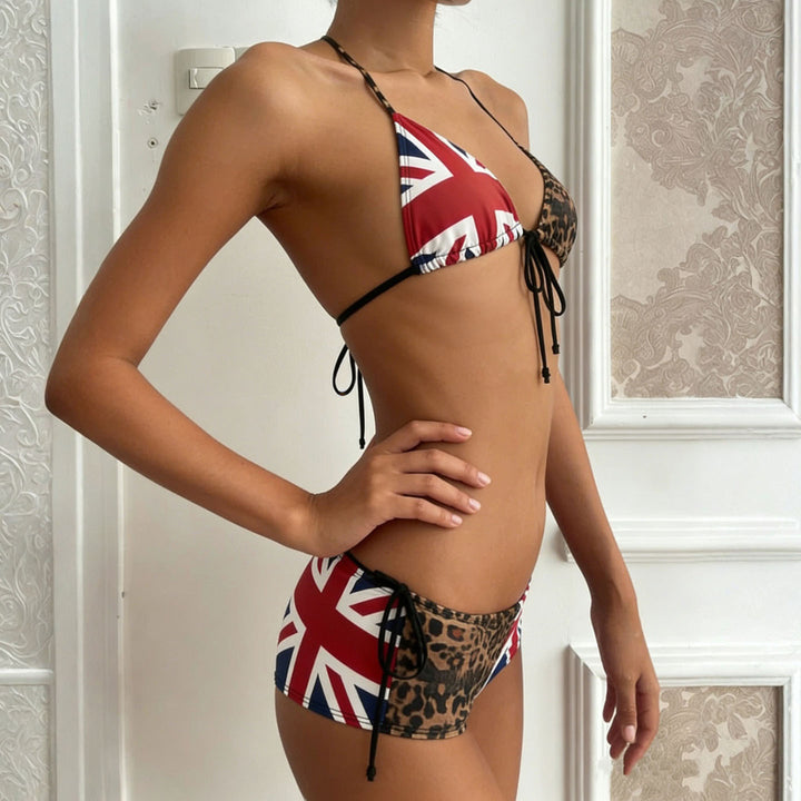 Dame bikiniset med leopardmønster og Union Jack akenter Skjora