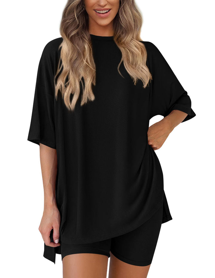Damer Løst Lounge-set med oversized topp og korte bukser Skjora