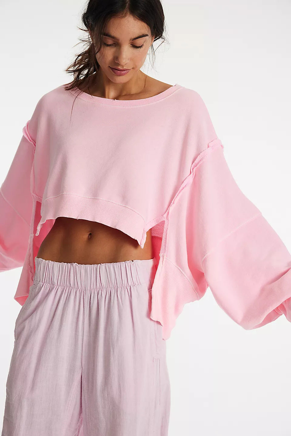Damer casual avkortet sweatshirt med brede ermer og forseggjorte hemfinsher Skjora