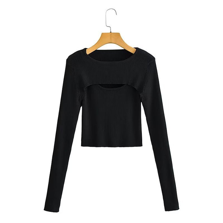 Kvinnens langermet crop top med sofistikert utskjæringsdesign Skjora