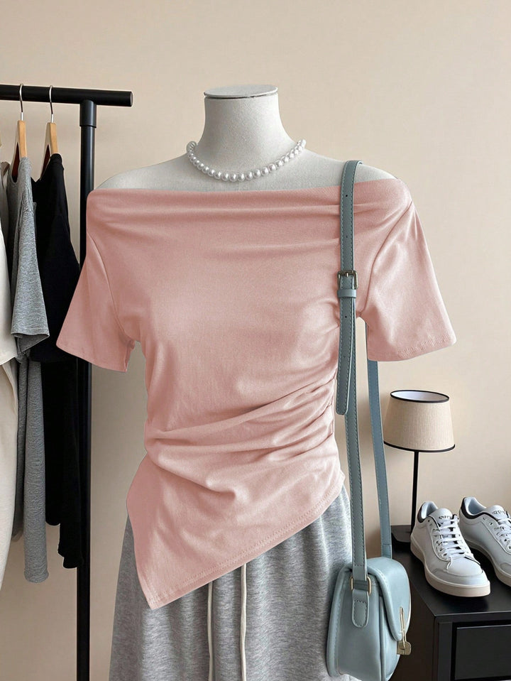 Damer Off-Shoulder T-skjorte med rynkework Skjora
