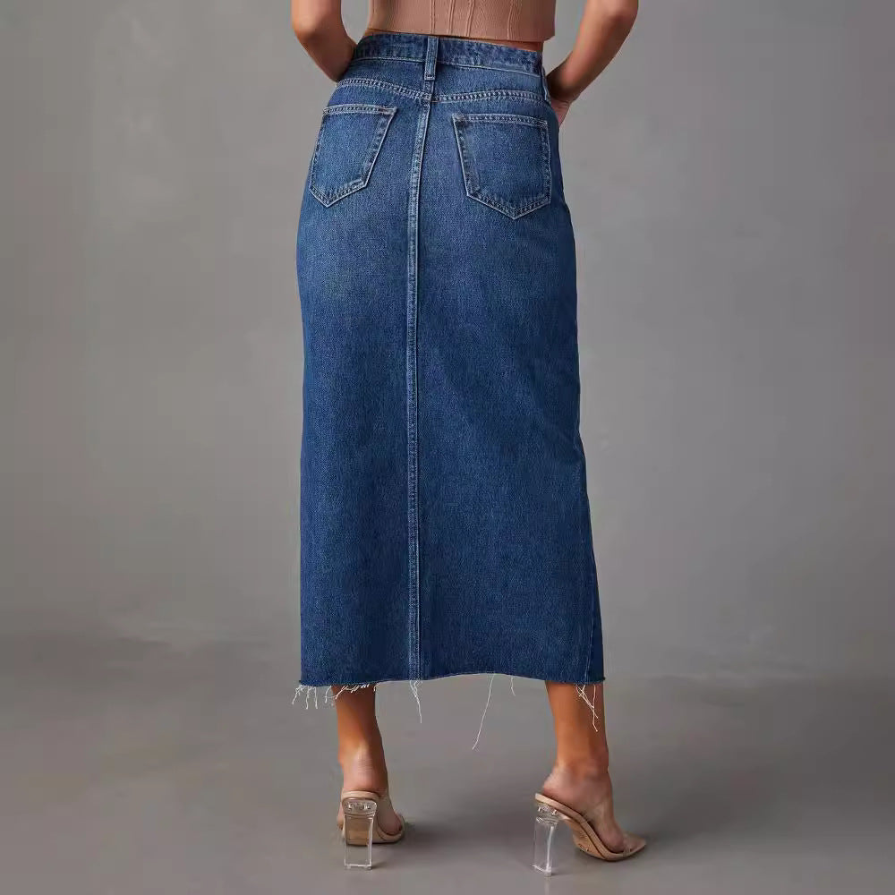 Kvinne høyhælte denim midt skjørt med sideslitt og frynsete kanter Skjora
