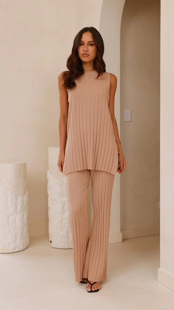 Kvinnenes elegante og avslappede rib lounge wear sett Skjora
