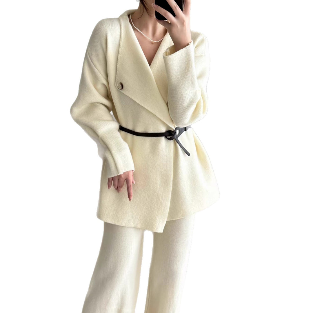 Kvinnenes elegante blazer med skreddersydd belte og fin tekstur Skjora