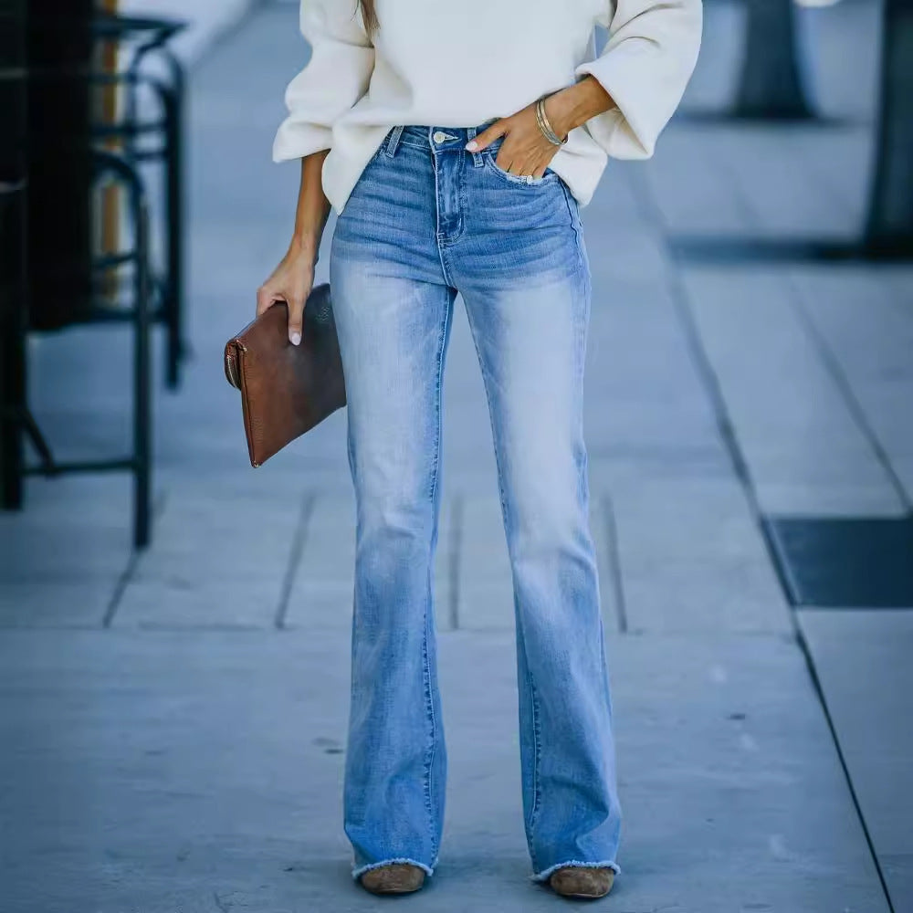 Kvinne Flared Jeans med Høy Midje og Moderne Vintage Effekter