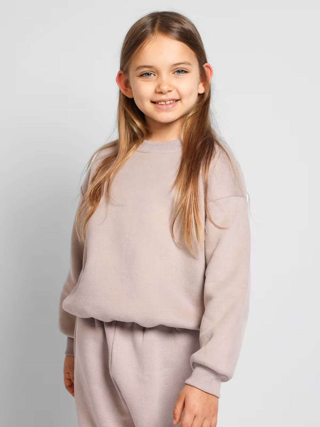 Dames avslappet sweatshirt med droppede skuldre og mykt materiale