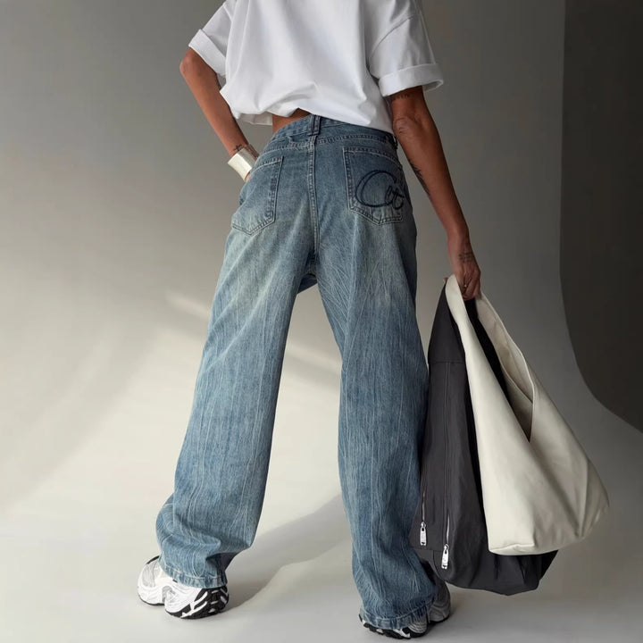 Kvinnevidde jeans med kontinuerlig knappestolpe Skjora