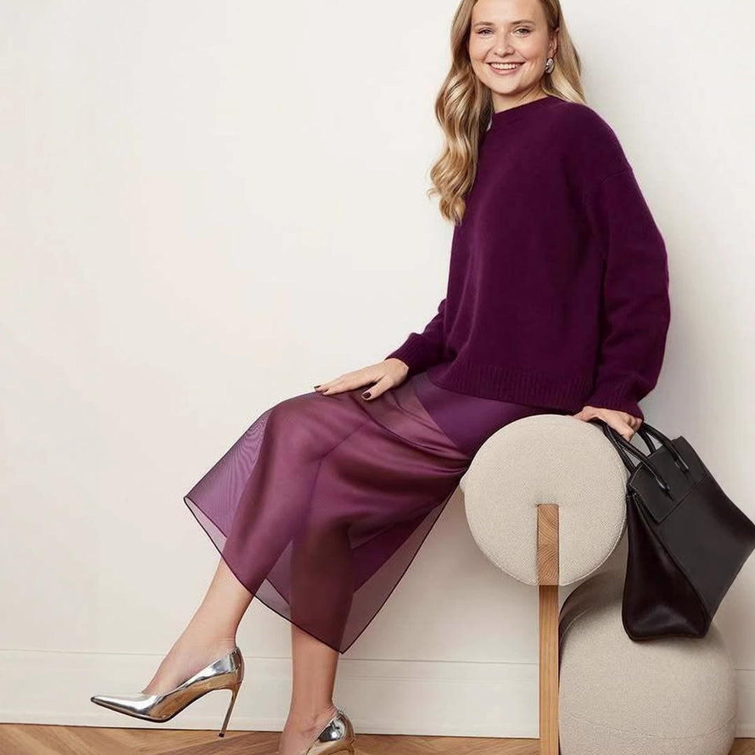 Women's long chiffon skirt with side slit and elegant silhouette