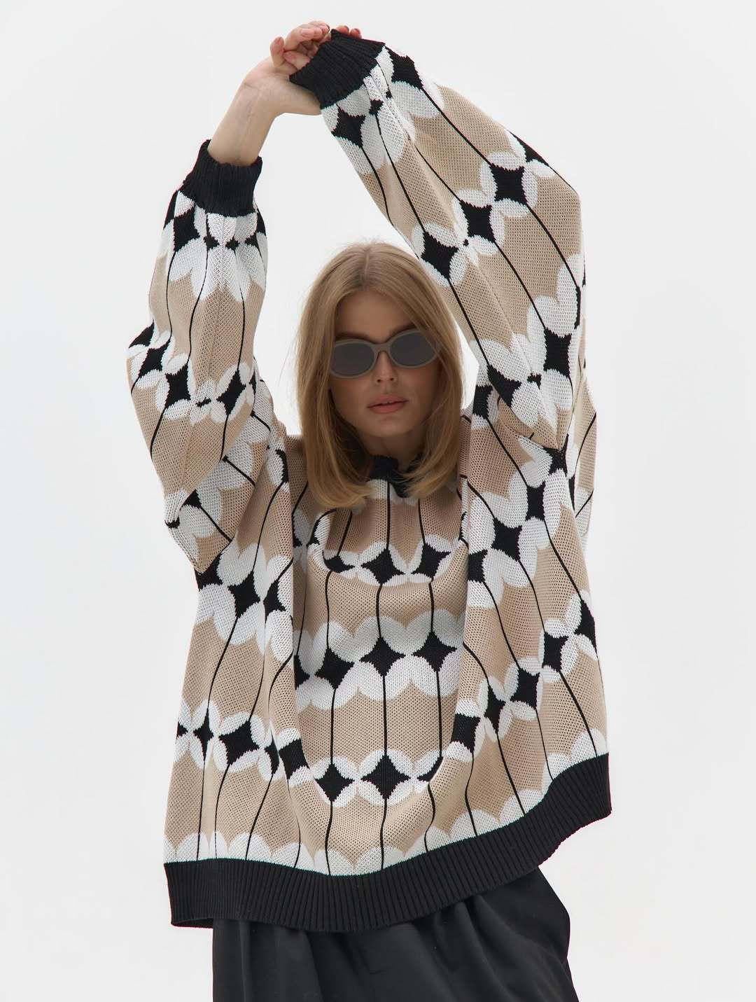 Kvinne Mønstret Oversized Genser med Voluminøse Ermer og Elastiske Mansjetter Skjora