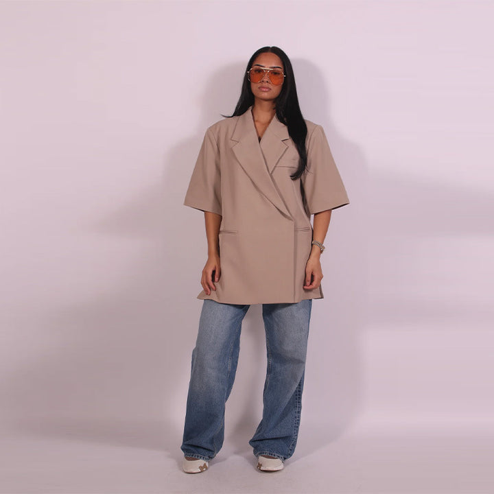 Dame avslappet høykvalitets oversized sett med kortermet jakke og shorts Skjora