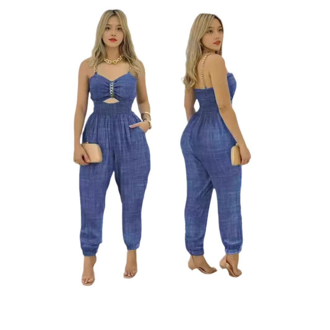 Dame Fasjonabel Jumpsuit med U-cut og tynne stropper Skjora