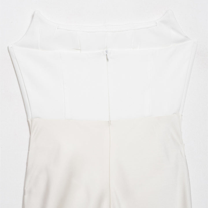 Dame lang satin aften kjole med elegant drapering Skjora