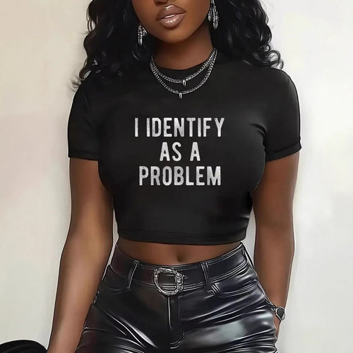 Dame Crop-T-shirt med kreativt sitat og moderne snitt Skjora
