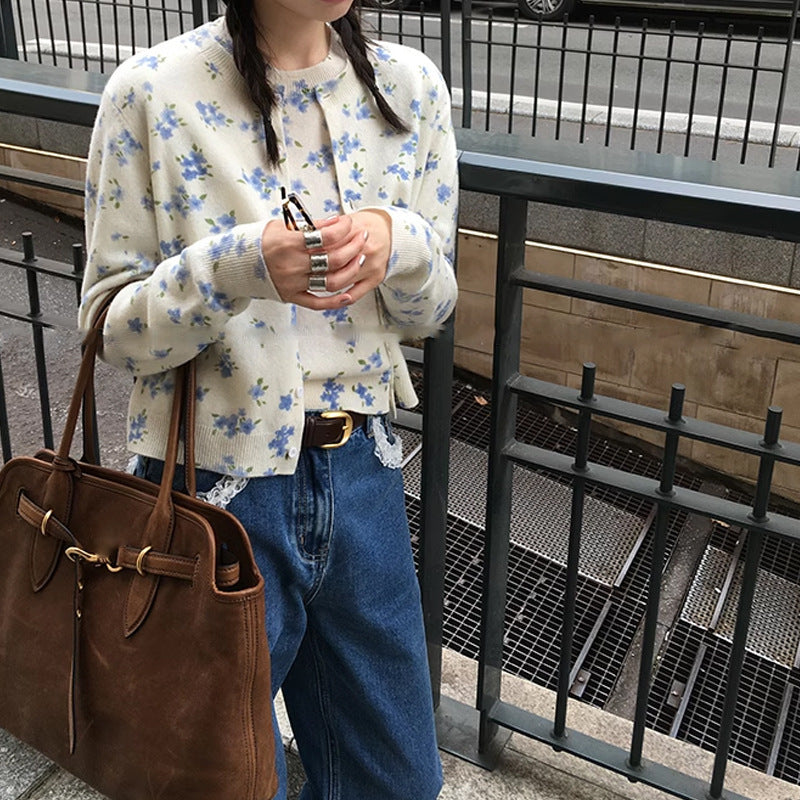 Dame cardigan med blomstermønster og knappeåpning Skjora