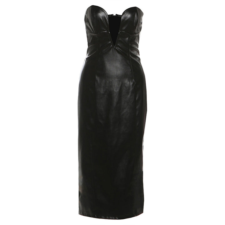 Ladies' figure-hugging leather dress with a heart-shaped neckline and elegant ruched details Skjora