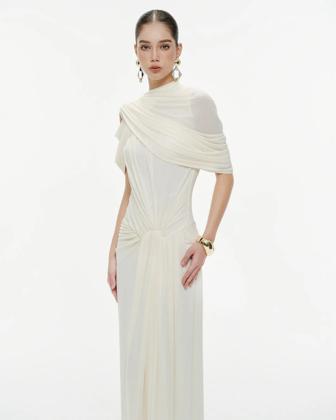 Dame elegant Maxikjole med innovative draperingsdetaljer og asymmetrisk overdel Skjora