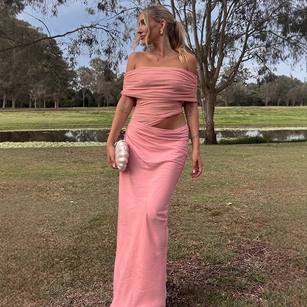 Damer Elegant omslagkjole med off-shoulder design og draperingseffekt Skjora