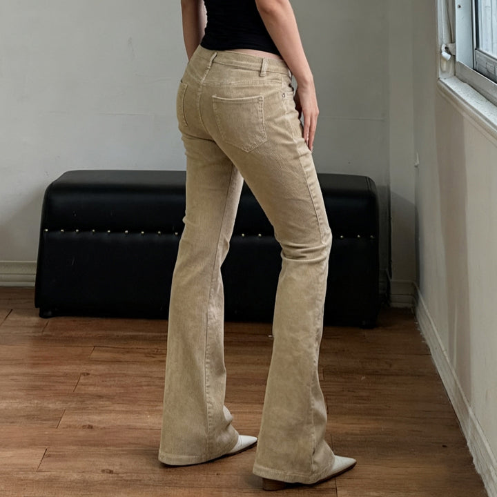 Damer Flared Jeans med klassisk høy midje og fashionable detaljer Skjora