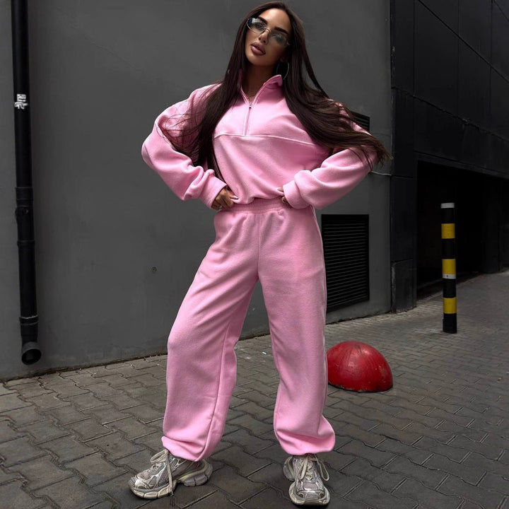 Women's Sporty Fleece Tracksuit with Stand-up Collar and Zipper Skjora