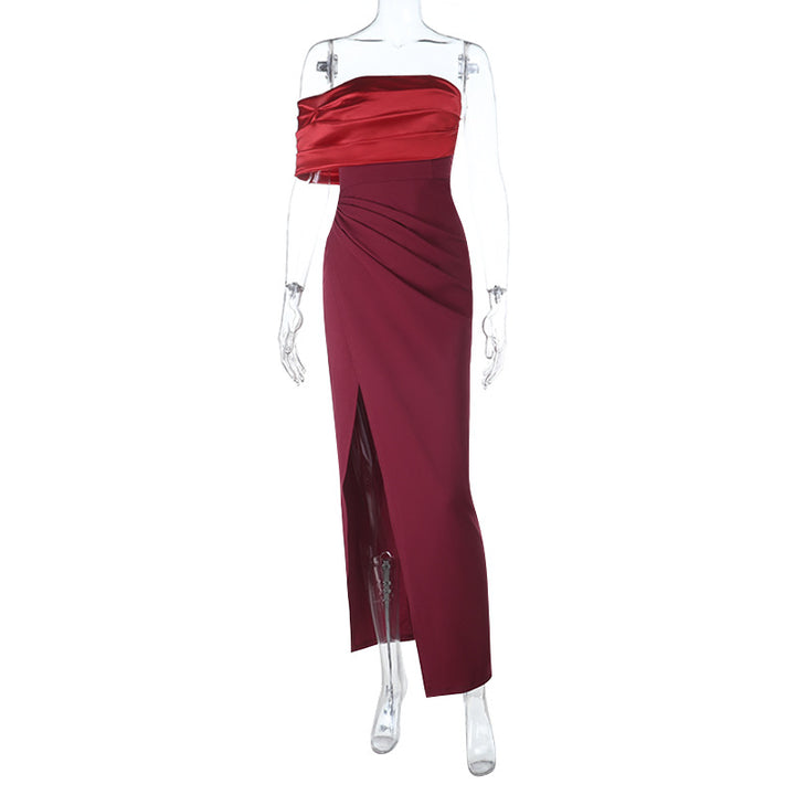 Dame off-shoulder kveldsdrakt med elegant draperingseffekt og høy splitt Skjora