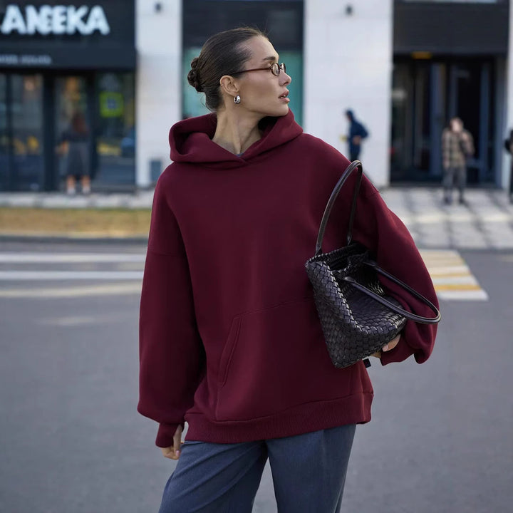 Dames oversized hoodie met volumineuze mouwen en geïntegreerde kangoeroezak Skjora