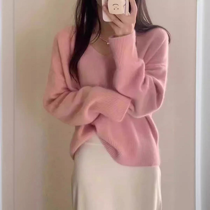 Kvinne Elegant V-Hals Genser med Ribbstruktur og Casual Snitt Skjora
