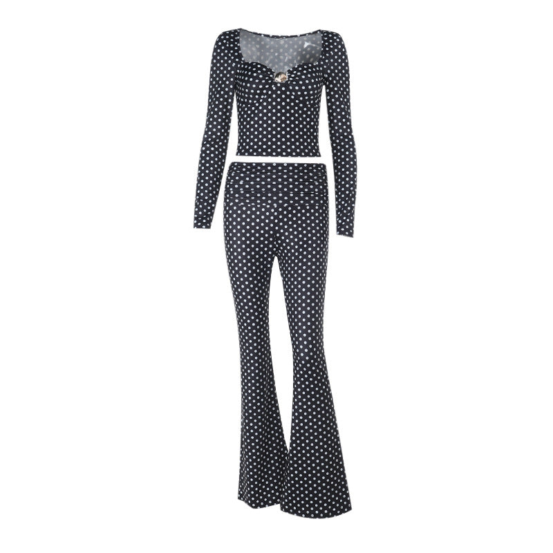 Damer figurnær jumpsuit med lange ermer og prikkete mønster Skjora