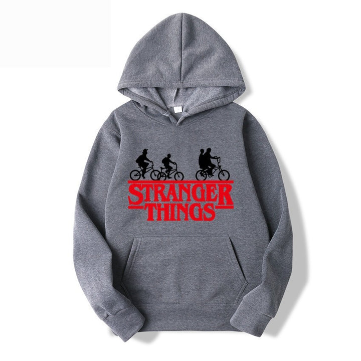 Kvinnelig hettegenser med kreativ Stranger Things design Skjora