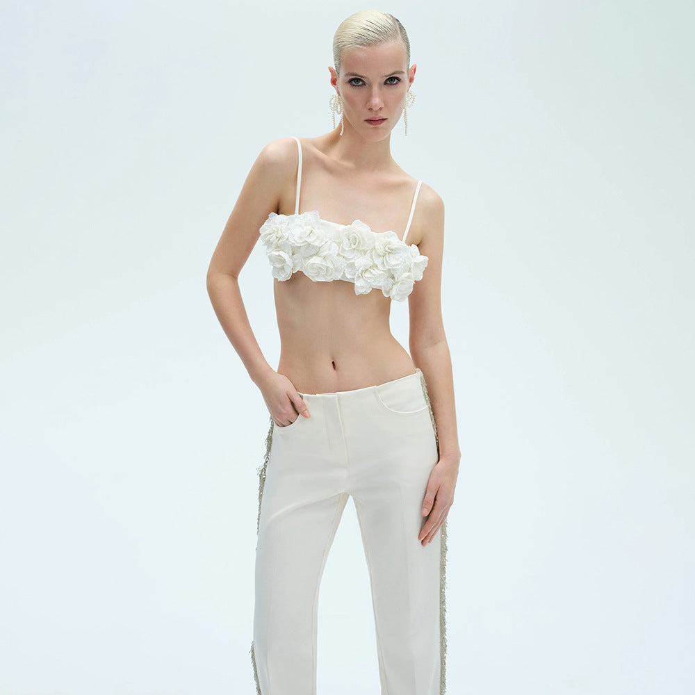 Damer elegant overdel med florale applikasjoner og smal buksedress Skjora