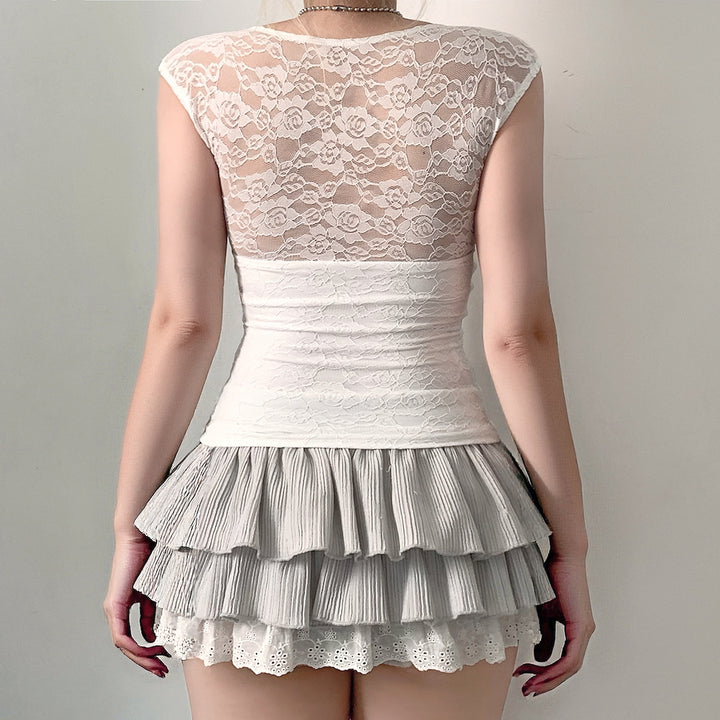 Dame Spiss-Crop-Top med elegant V-hals og volangdetaljer Skjora