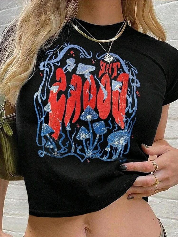 Women's Relaxed Cropped T-Shirt with Creative Graphic Design Skjora