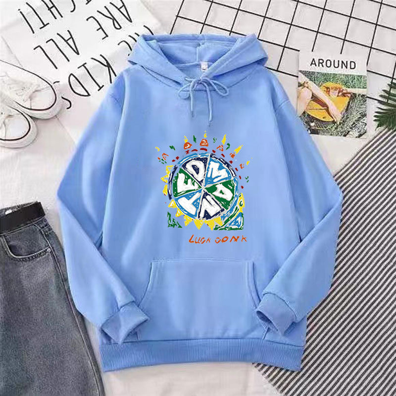 Damer hettegenser med kreativ grafikktrykk Skjora
