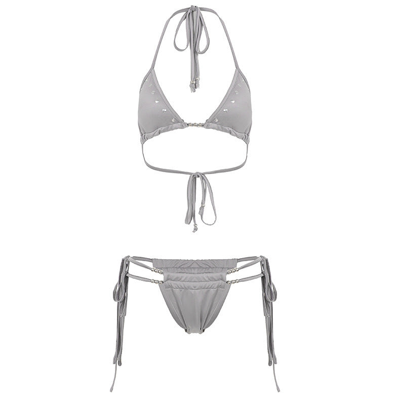 Dame bikini-sett med moteriktig triangeldesign og justerbare stropper Skjora