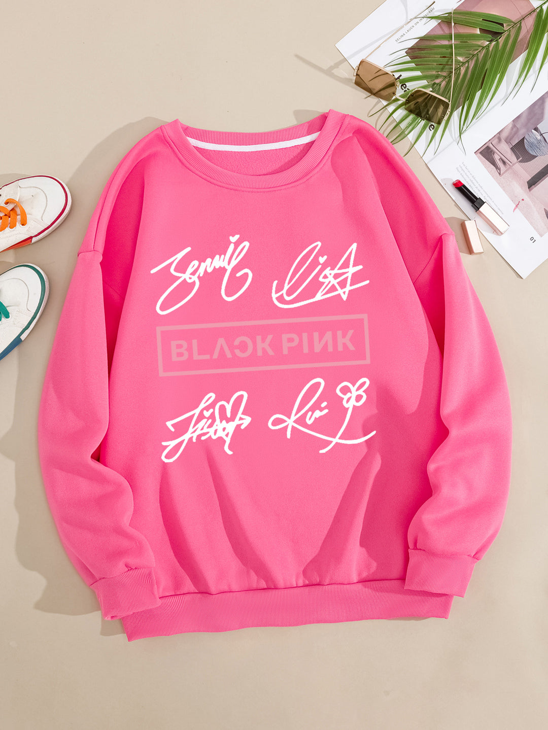 Dame uformell sweatshirt med kreativt signaturmotiv Skjora