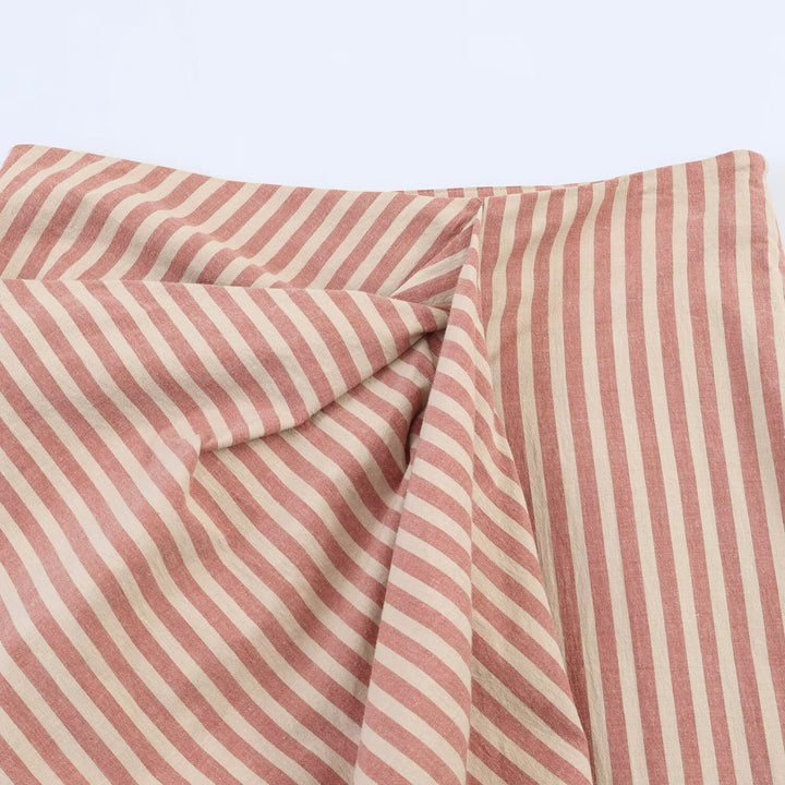 Dame omslagskjørt med diagonalt stripemønster og elegant drapering Skjora