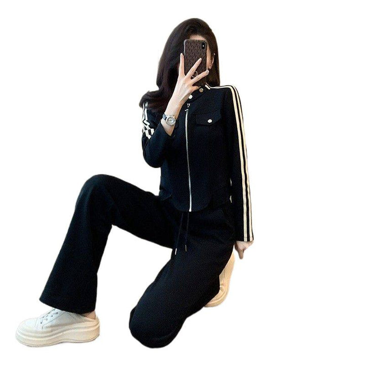 Dame sporty fritidsdress sett med trendy glidelås og vide bukser Skjora
