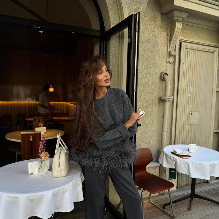 Kvinners koselige strikkegenser med frynse detaljer Skjora