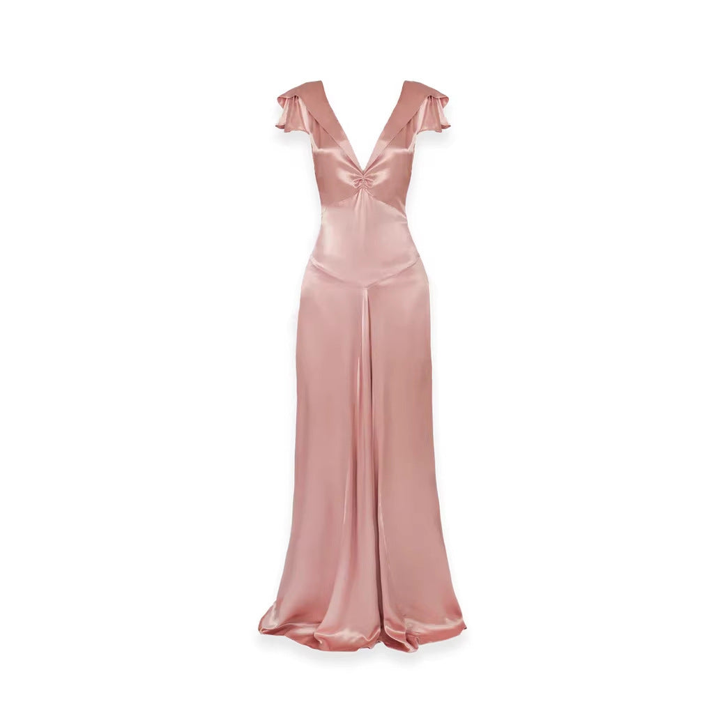 Damer Elegant og flytende Satin- jumpsuit Skjora