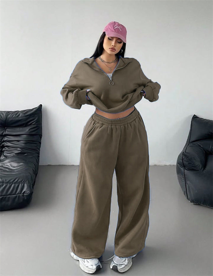 Kvinnenes sporty fleece loungewear sett med høy krage og løs passform Skjora