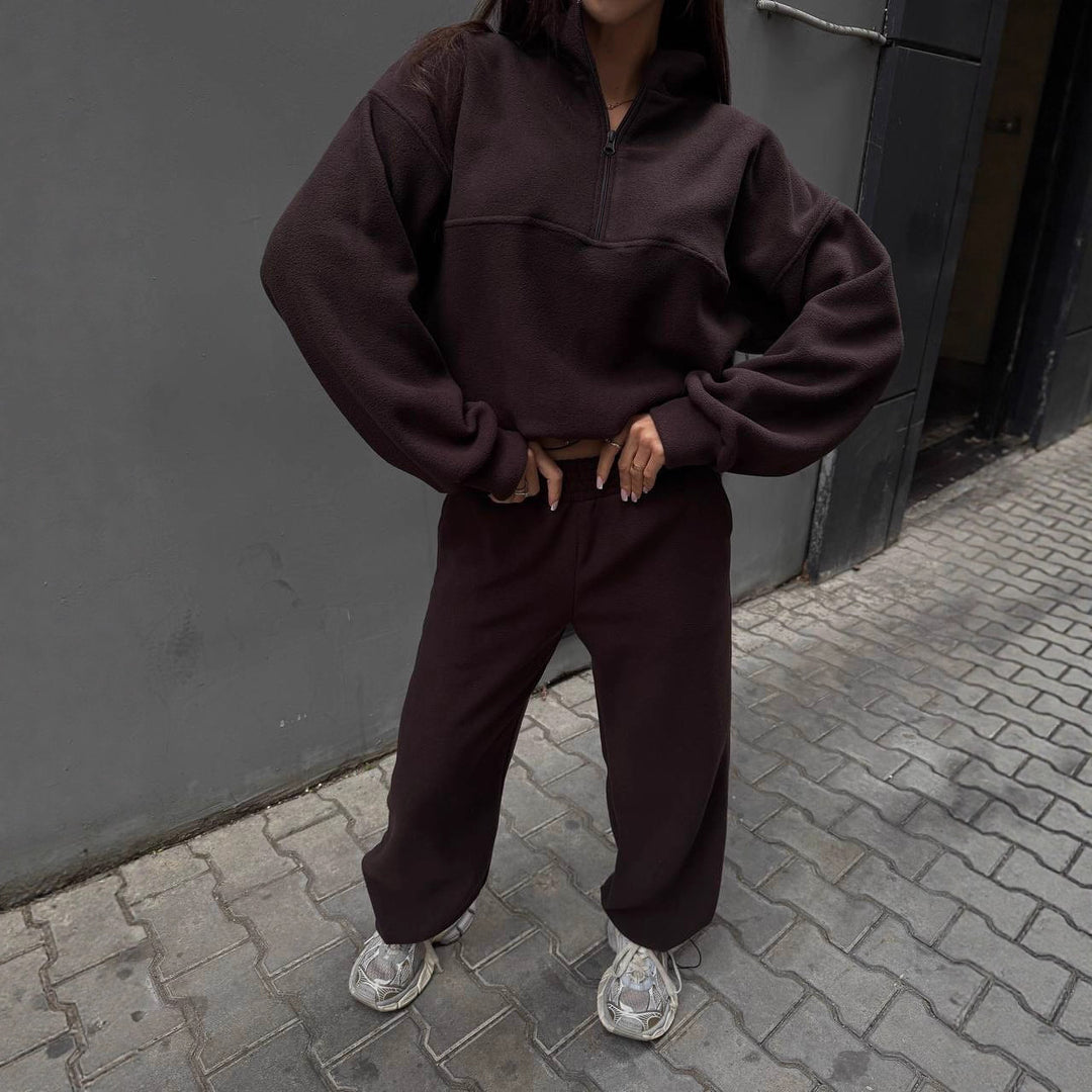 Women's Sporty Fleece Tracksuit with Stand-up Collar and Zipper Skjora