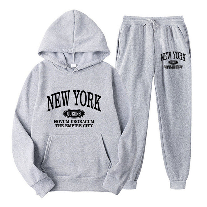 Women's hoodie set with versatile lettering and comfortable pockets Skjora