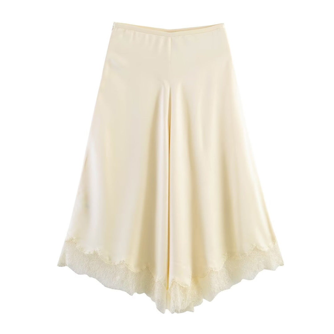 Damer elegant plisserte culotte-skjørt med delikate spissdetaljer Skjora