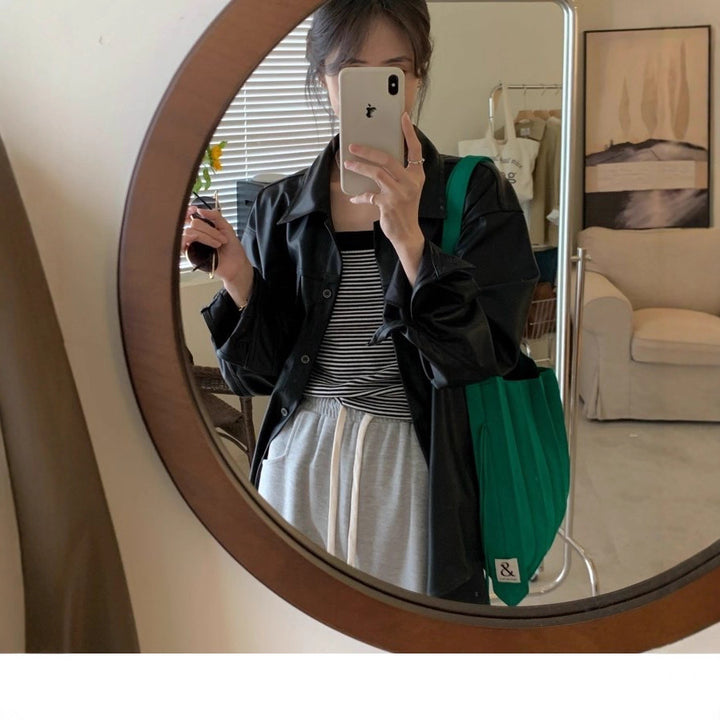 Kvinne yttertøy jakke i moderne oversized stil med praktiske lommer Skjora