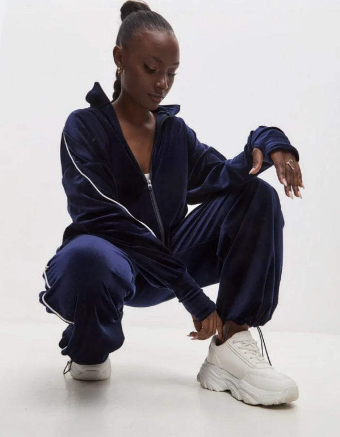 Kvinnelig sporty fleece treningsdrakt med kontrastdetaljer Skjora