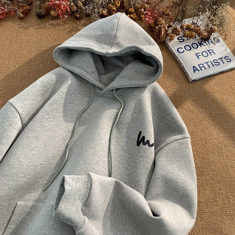 Dame hoodie med en avslappet oversized passform og høykvalitets mikrofiber materiale Skjora
