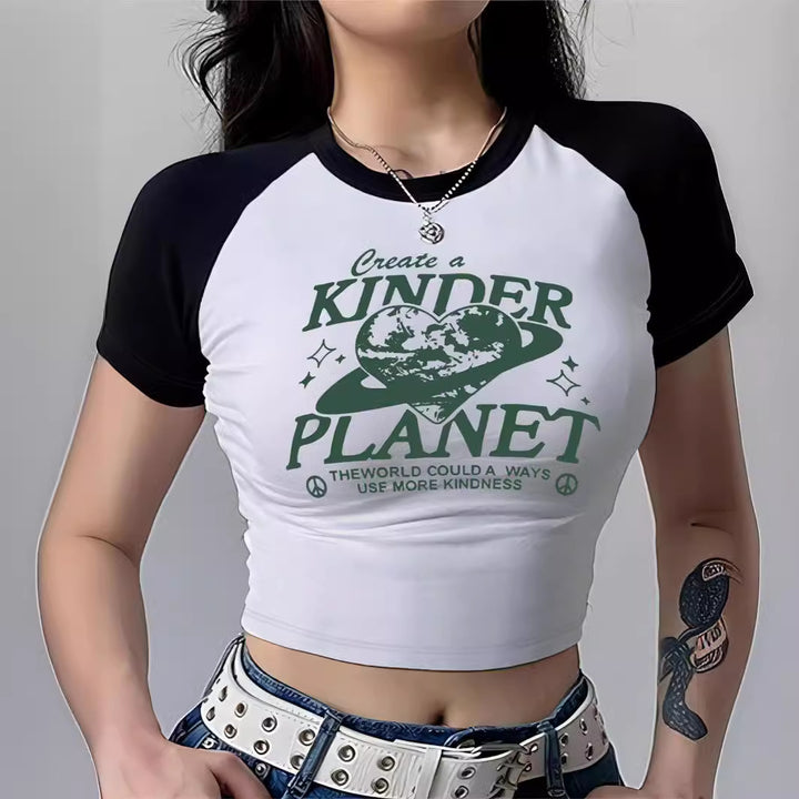 Dame crop-top med motiverende tekst og avslappet snitt Skjora