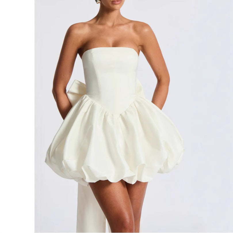 Damen Ballkleid mit voluminösem Rock und schulterfreiem Design Skjora