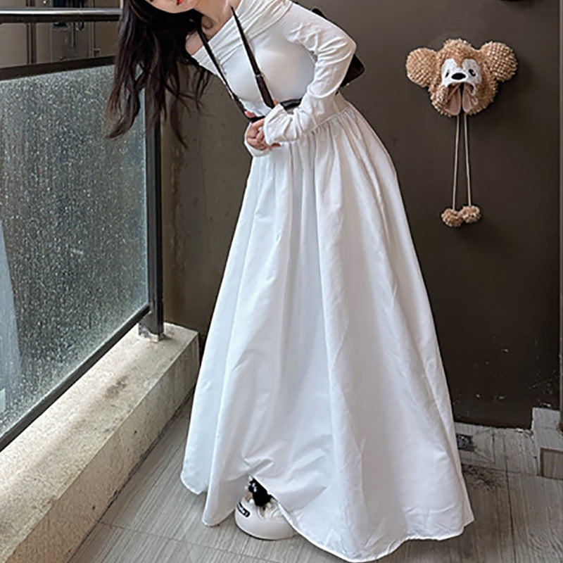 Kvinne elegant av-shoulder maxi kjole med moderne stropp detaljer Skjora
