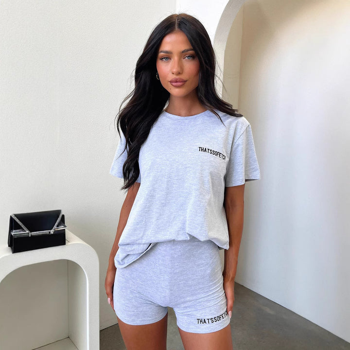 Dame Lounge-set med avslappet T-skjorte og shorts Skjora